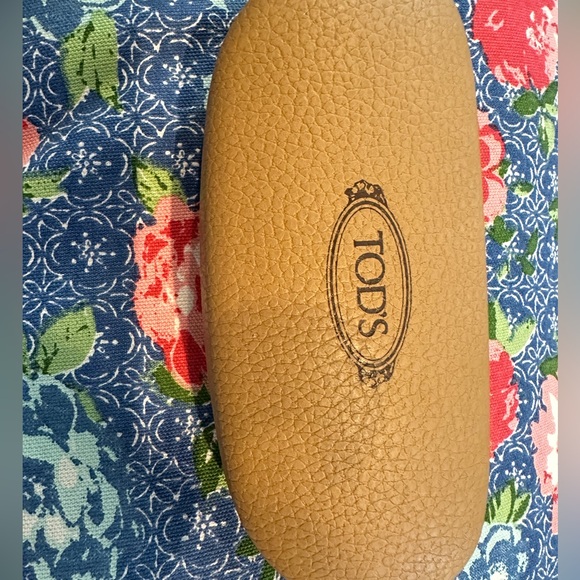 Tod’s sunglasses - Picture 2 of 4